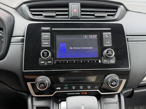 Used 2017 Honda CR-V LX image 37