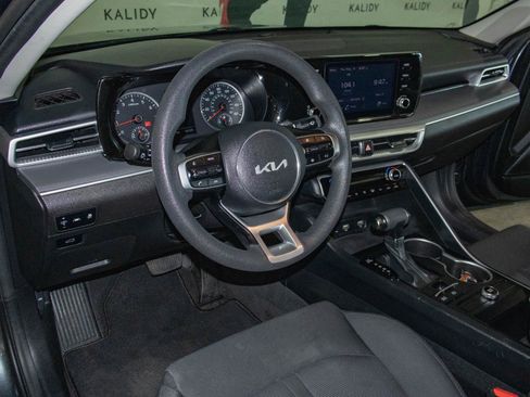 Used 2022 Kia K5 LXS FWD image 5