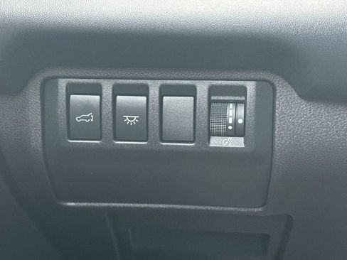 Certified 2023 Subaru Ascent Limited w/ Technology Package image 34