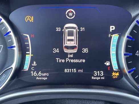 Used 2022 Chrysler Pacifica Touring-L FWD image 8