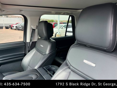 Used 2026 Ford Expedition Max Platinum w/ Driver's Package AWD/4WD image 16