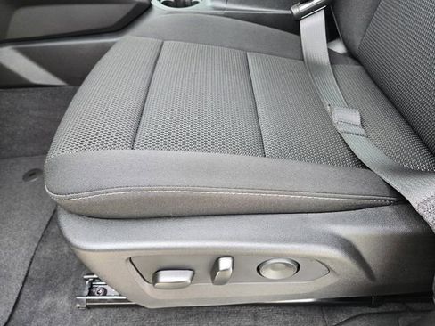 New 2026 Chevrolet Colorado LT image 18