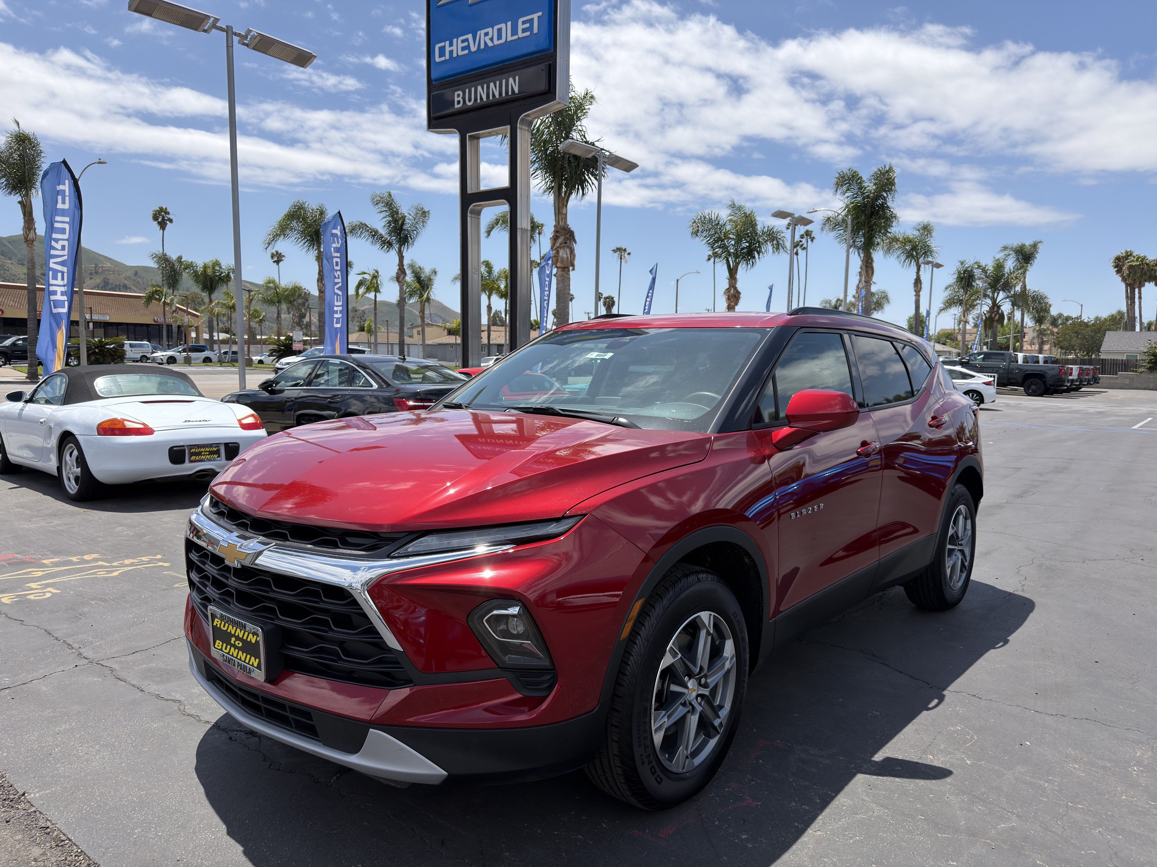 New 2025 Chevrolet Blazer LT w/ Convenience Package FWD image 4