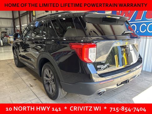 Used 2024 Ford Explorer XLT w/ Equipment Group 202A AWD/4WD image 5