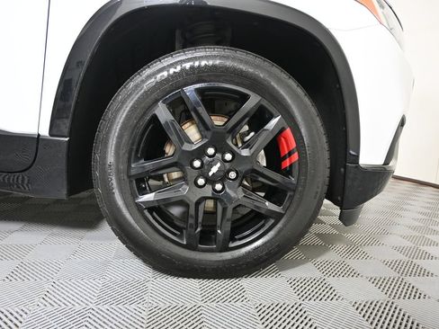 Used 2019 Chevrolet Traverse Premier w/ Redline Edition AWD/4WD image 11