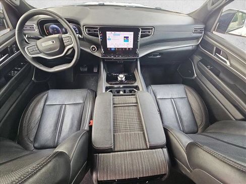 Used 2024 Jeep Wagoneer Series II w/ Flexible Seating Group RWD image 14