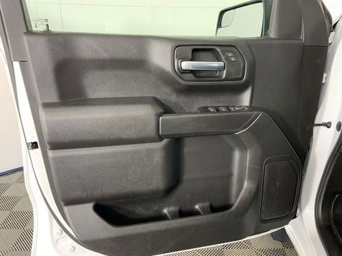 Used 2022 Chevrolet Silverado 1500 Custom image 19