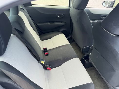 Used 2013 Toyota Yaris LE FWD image 18