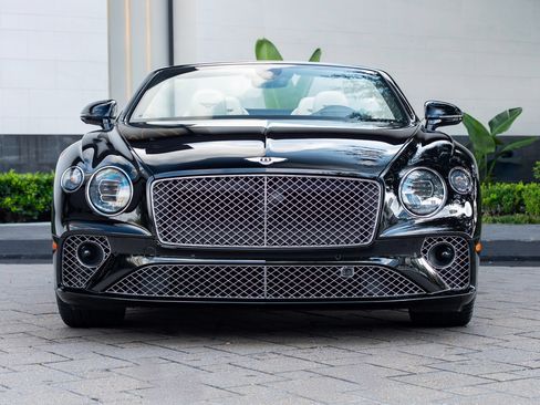 Used 2020 Bentley Continental GT AWD/4WD image 13
