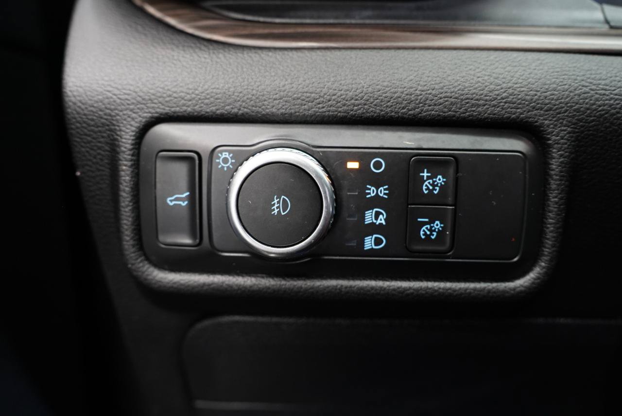 Used 2022 Ford Explorer Limited AWD/4WD image 24