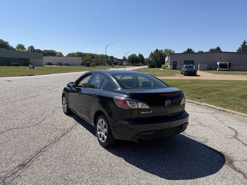 Used 2011 MAZDA MAZDA3 i Sport FWD image 3
