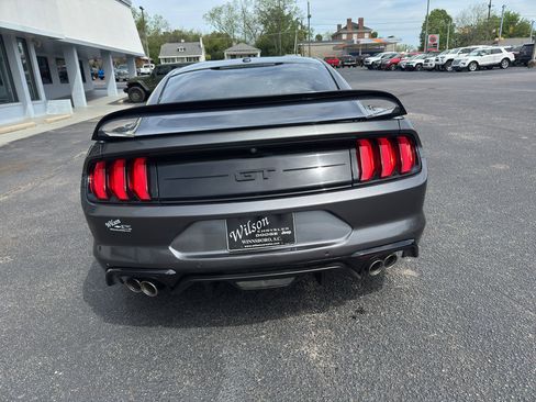 Used 2019 Ford Mustang GT RWD image 7