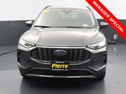Used 2023 Ford Escape Platinum image 23