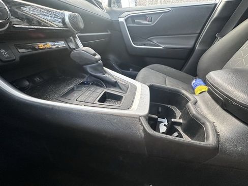 Used 2023 Toyota RAV4 XLE image 15