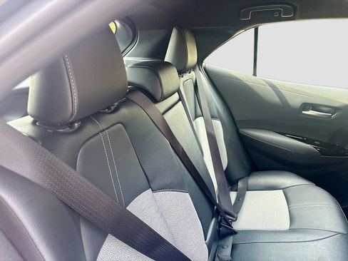 Used 2025 Toyota Corolla XSE FWD image 25