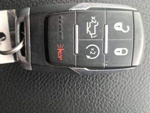 Used 2020 RAM 2500 Laramie image 18