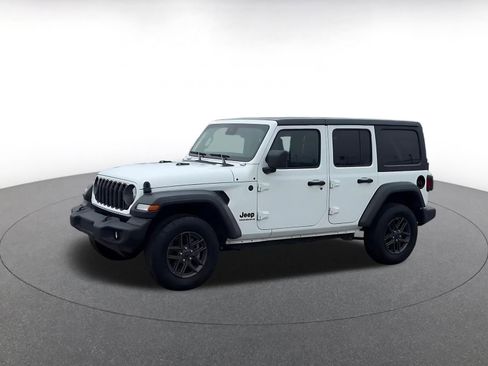 Used 2025 Jeep Wrangler Unlimited Sport AWD/4WD image 4