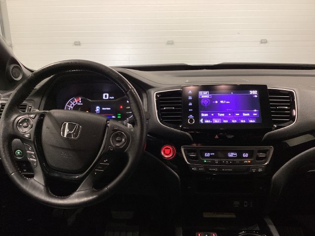 Used 2022 Honda Ridgeline Black Edition image 22