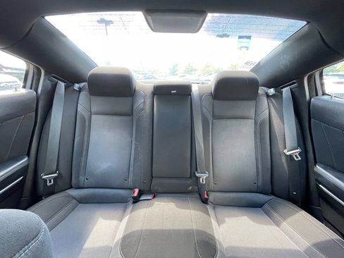 Used 2022 Dodge Charger SXT RWD image 30