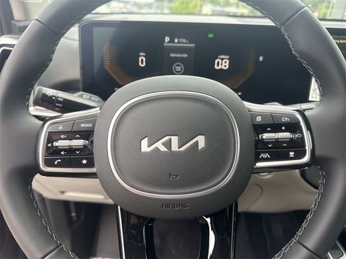 New 2025 Kia Sorento S image 17