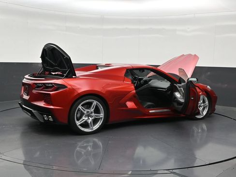 Used 2023 Chevrolet Corvette Stingray Preferred Conv w/ Chrome Exterior Badge Package RWD image 32