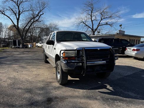 Used 2000 Ford F250 XLT image 11