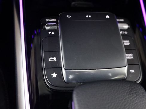 Used 2023 Mercedes-Benz GLA 250 4MATIC image 19