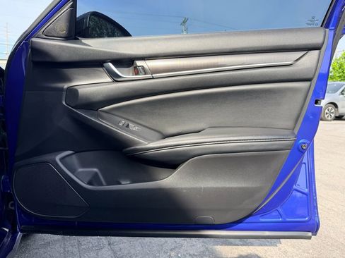 Used 2018 Honda Accord Sport image 23