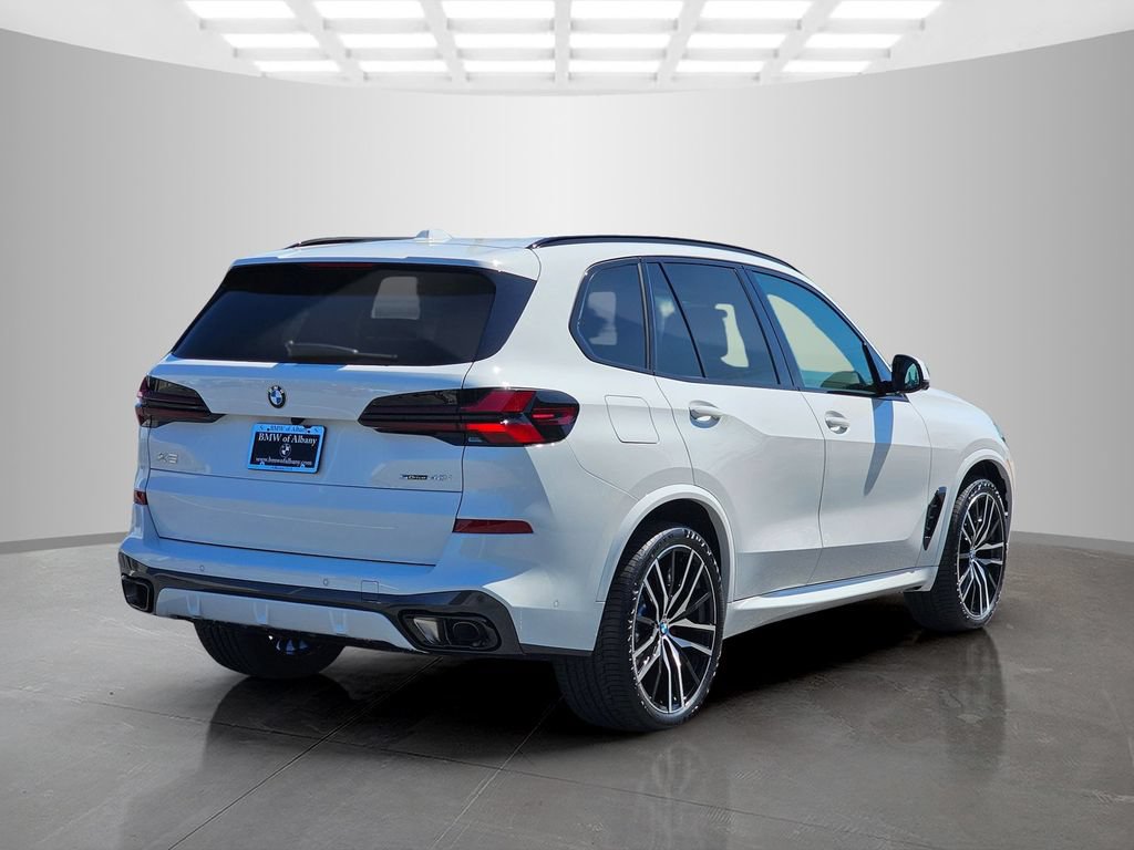 Used 2026 BMW X5 sDrive40i w/ M Sport Package RWD image 6