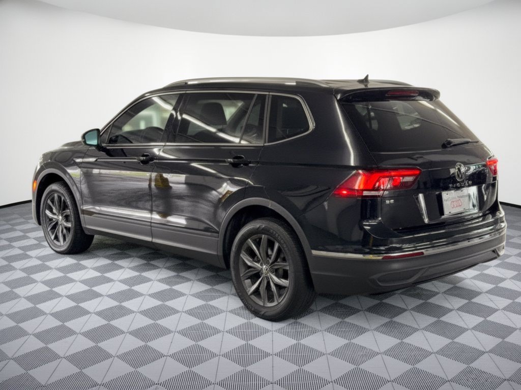 Used 2023 Volkswagen Tiguan SE FWD image 3