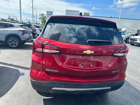 Used 2024 Chevrolet Equinox LT w/ LPO, Floor Liner Package AWD/4WD image 7