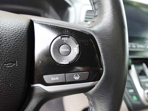 Used 2019 Honda Odyssey EX-L image 18