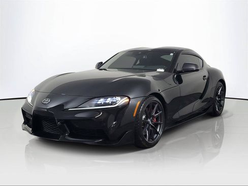 Used 2023 Toyota Supra Premium w/ Driver Assist Package RWD image 3