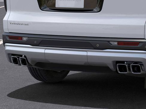 New 2025 Chevrolet Traverse LT w/ LPO, Floor Liner Package image 14