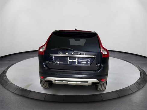 Used 2017 Volvo XC60 T6 Dynamic w/ Preferred Option Package image 6