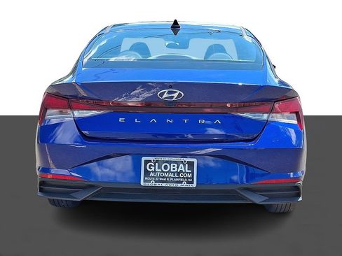 Used 2023 Hyundai Elantra SEL FWD image 6