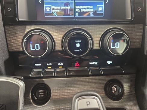 Used 2017 Jaguar F-TYPE Coupe RWD image 16