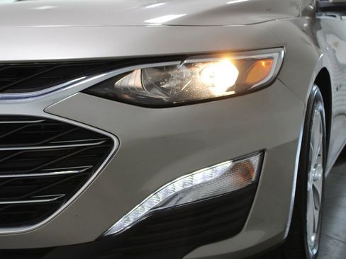 Used 2024 Chevrolet Malibu LT image 48