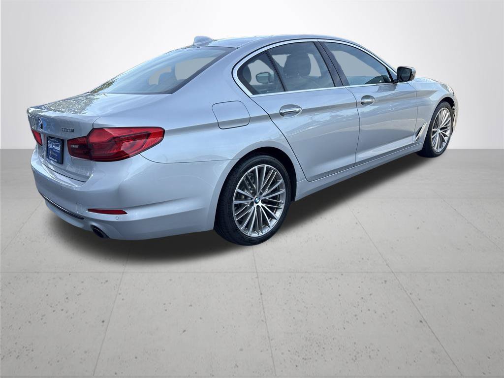 Used 2018 BMW 530i xDrive AWD/4WD image 7