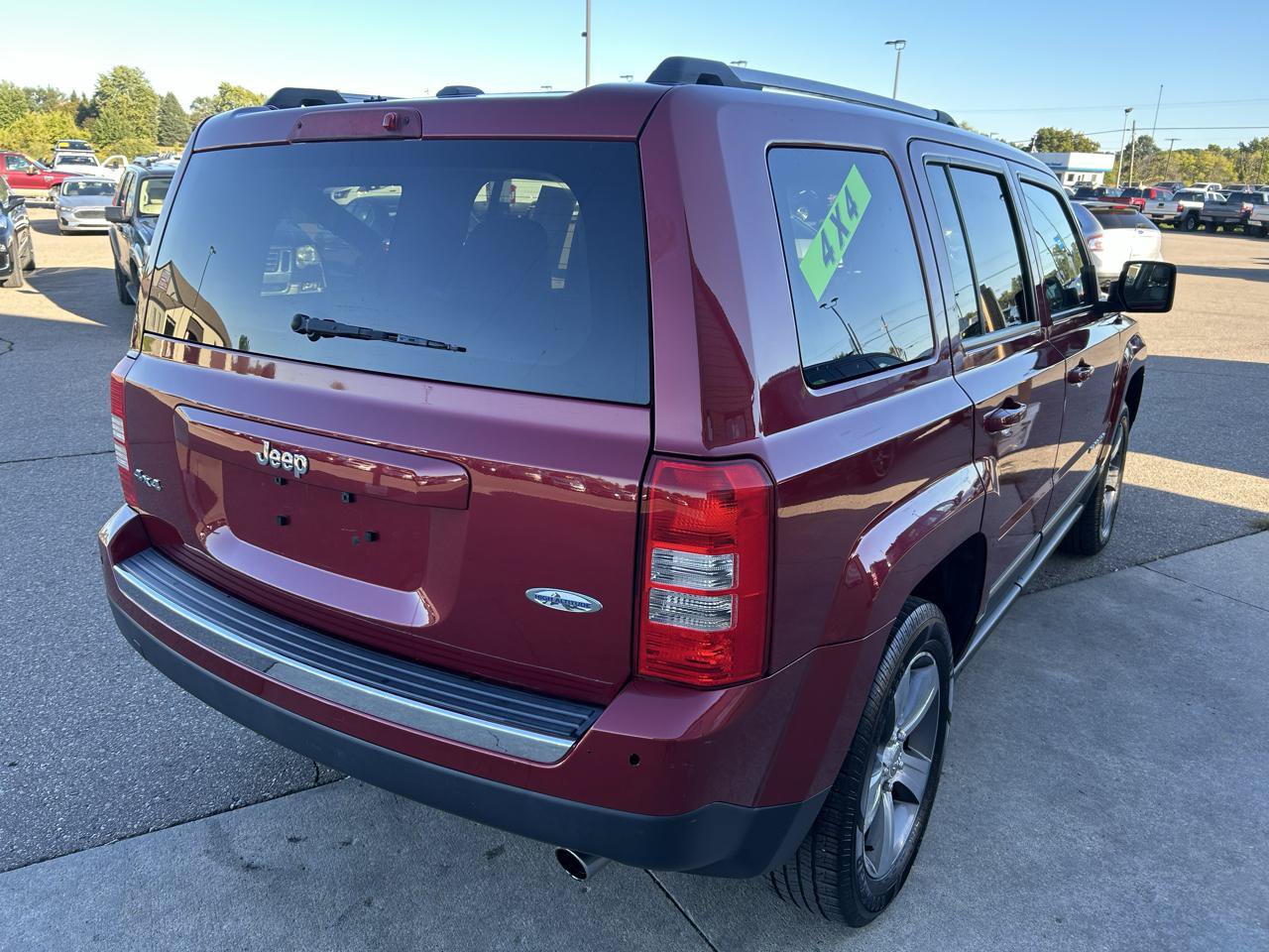 Used 2017 Jeep Patriot 4WD image 5