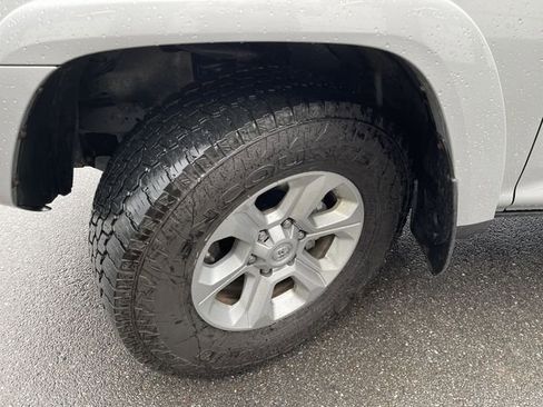 Certified 2019 Toyota 4Runner SR5 image 10