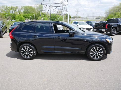 Certified 2025 Volvo XC60 B5 Plus AWD/4WD image 8