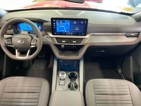 New 2026 Ford Explorer ST-Line w/ ST-Line Street Pack AWD/4WD image 11