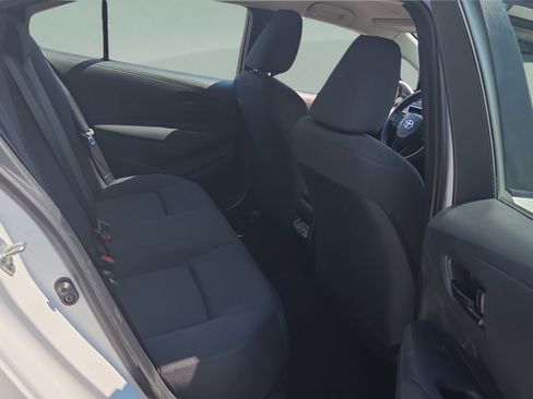 Used 2025 Toyota Corolla LE FWD image 14