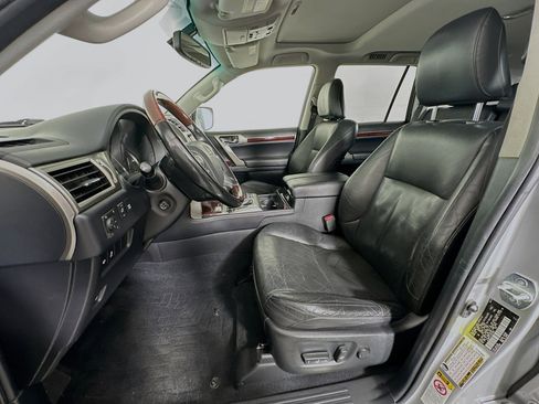 Used 2018 Lexus GX 460 Premium w/ Premium Package AWD/4WD image 13