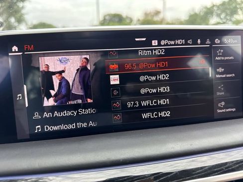 Used 2020 BMW 750i xDrive AWD/4WD image 16