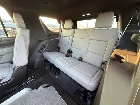 Used 2021 Chevrolet Tahoe LT image 11