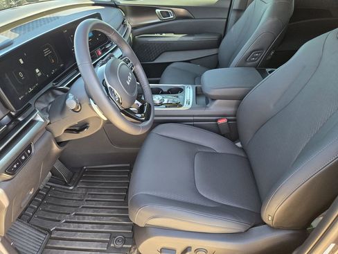 Certified 2026 Kia Carnival SX Prestige image 12