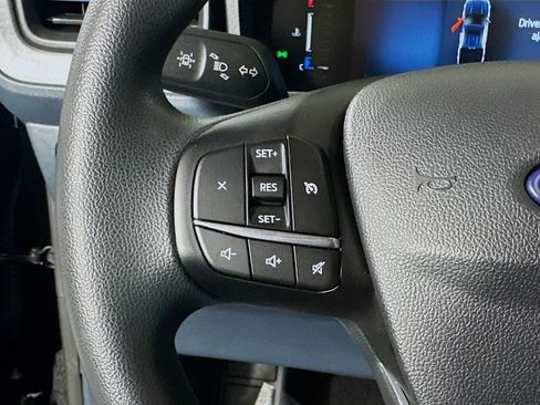 Used 2025 Ford Maverick XLT image 16