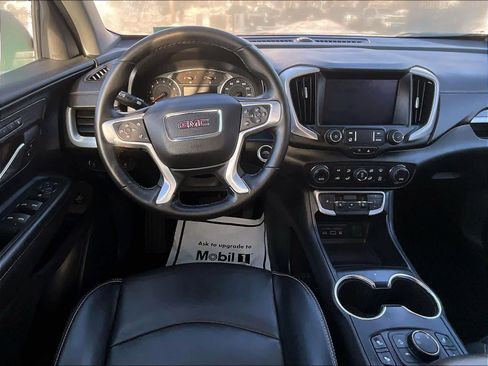 Used 2023 GMC Terrain SLT w/ Elevation Edition image 17